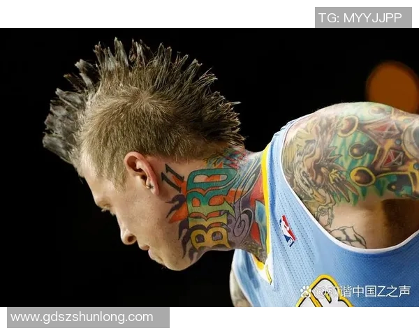 足球球星纹身背后的深刻寓意与个人故事探秘